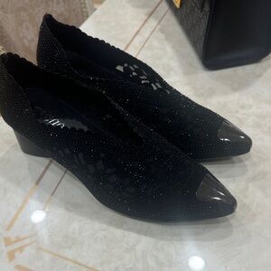 Elegant Black Women's Shoes
